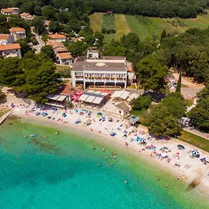 3* Отель Centinera