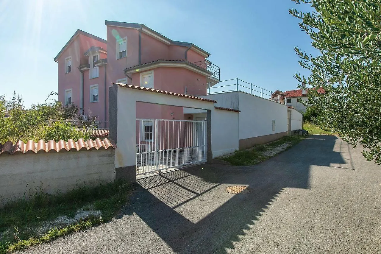 Apartment Apartmani 